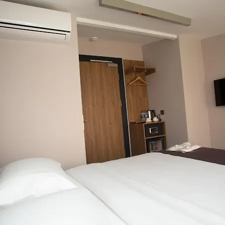 Jurnal Hotell 2*